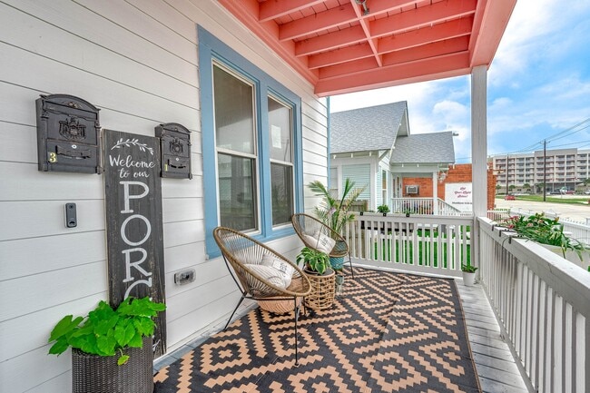 Photo - 3412 Ave S Unit 2