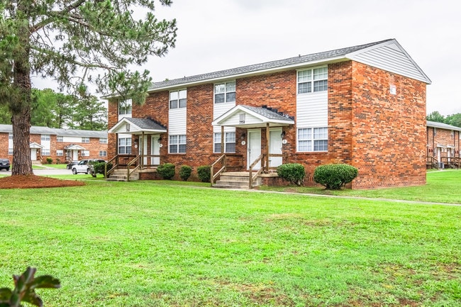 Wingate Townhouse Apartments
