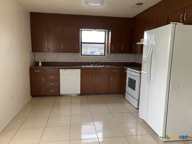 Photo - 3120 Panhandle Dr