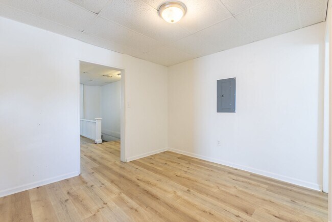 Photo - 742 E Warrington Ave Unidad Apt 1