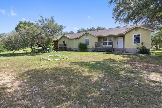 Photo - 1629 Gordon St