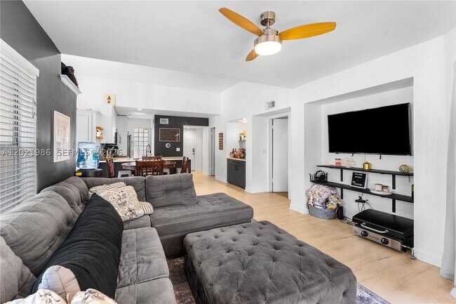312 West Dr Unit 312