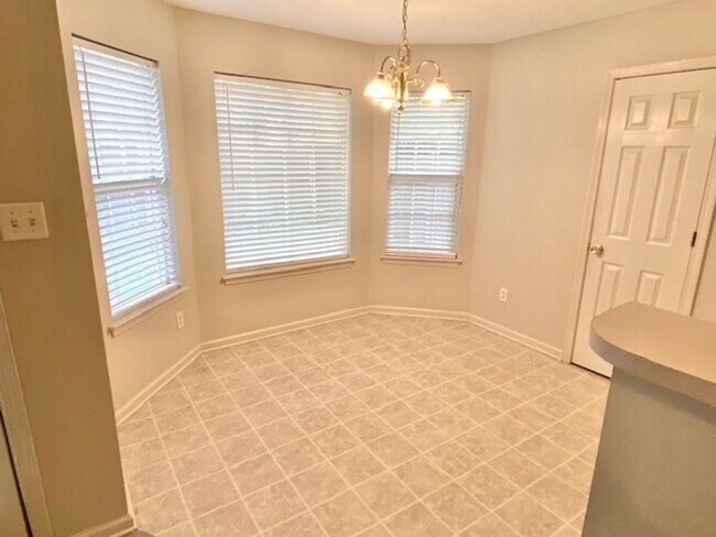 Photo - SkylarMillAve6837 Apartamento Unidad 1