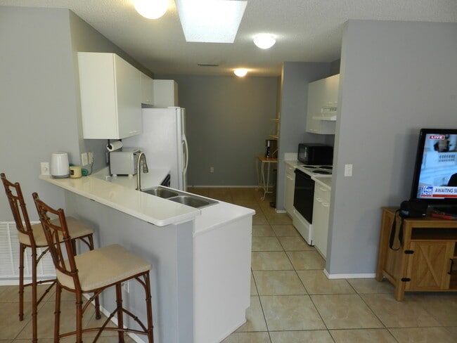 Photo - 2140 Estevez Dr