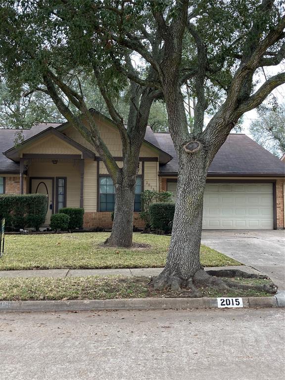 Photo - 2015 Shorewood Ln House