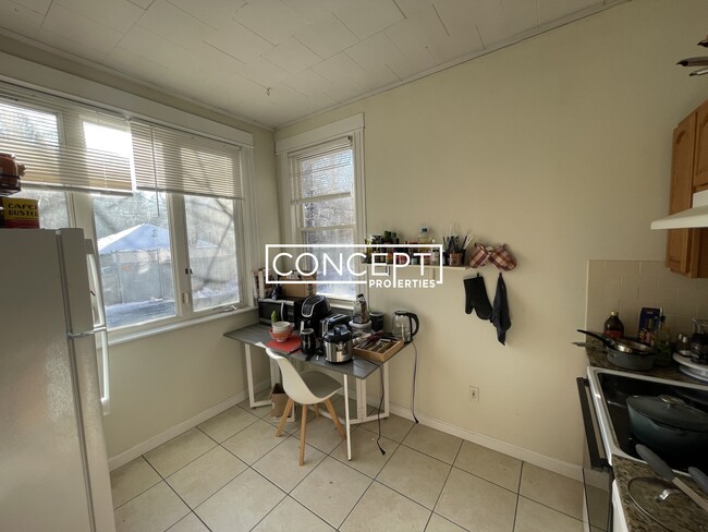 Photo - 18 Euston St Unit 2B