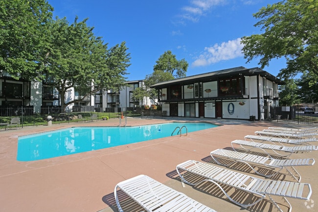 Photo - Huntley Ridge