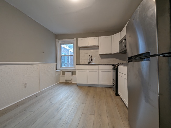 Photo - 250 S 44th St Unidad 3