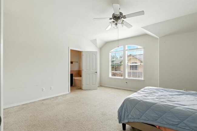 Photo - 8904 Clovermist Dr