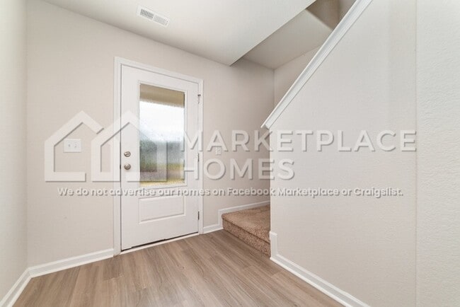 Photo - 3051 Cres Lk Ln