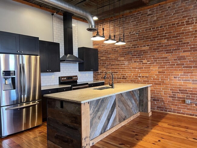 Photo - 431 S Columbus St Unit B