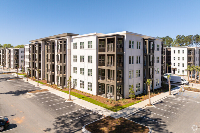 Building Photo - Founders Yard Rental