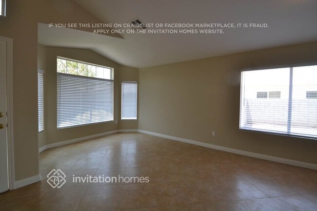 Photo - 1718 Watercreek Dr