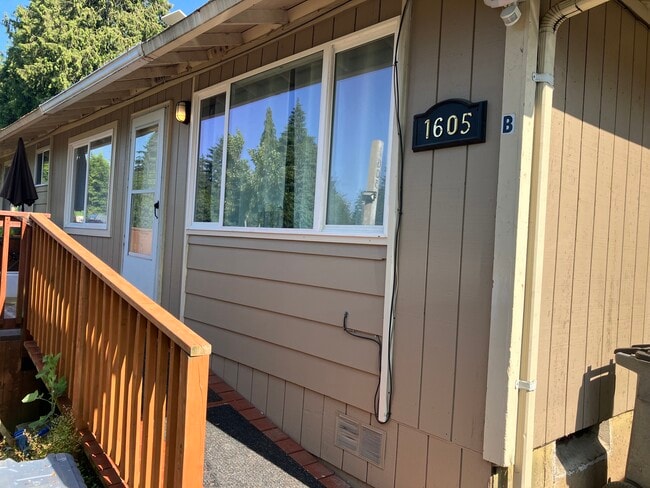 Photo - 1605 Murton St Townhome