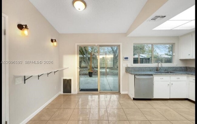 5 Nunes Ct
