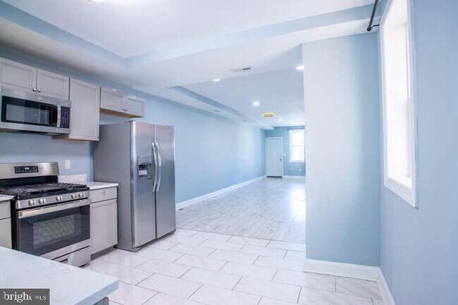 Photo - 4013 Edmondson Ave