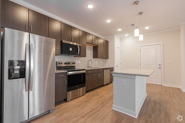3BR, 2BA - 1,253SF - Kitchen