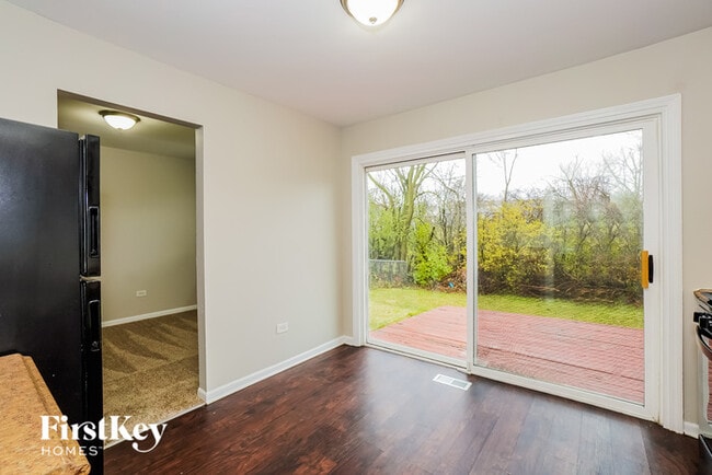 Photo - 660 Sullivan Ln