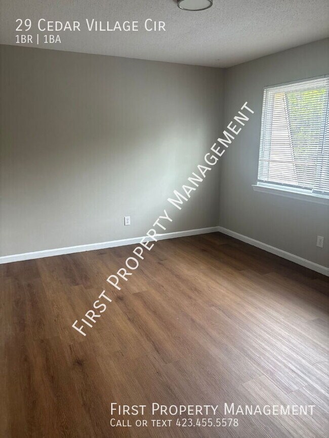 Photo - 29 Cedar Village Cir