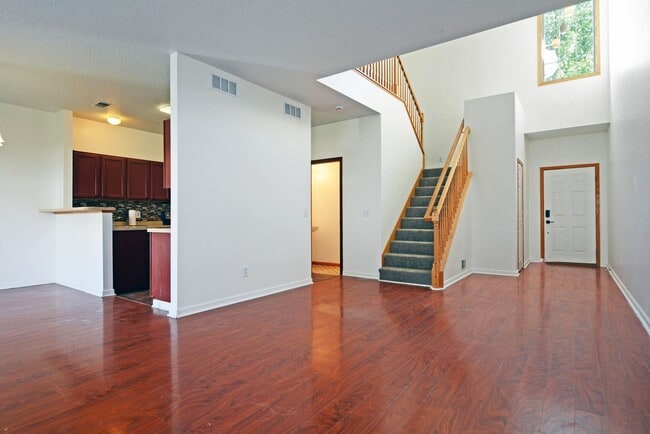 Photo - Beautiful 3-Bed 3-Bath Townhouse in Shakopee - Available Now!