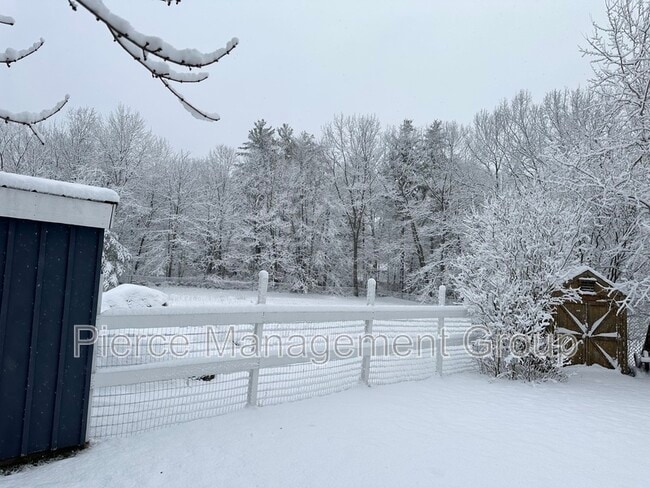 Photo - 395 Critchett Rd