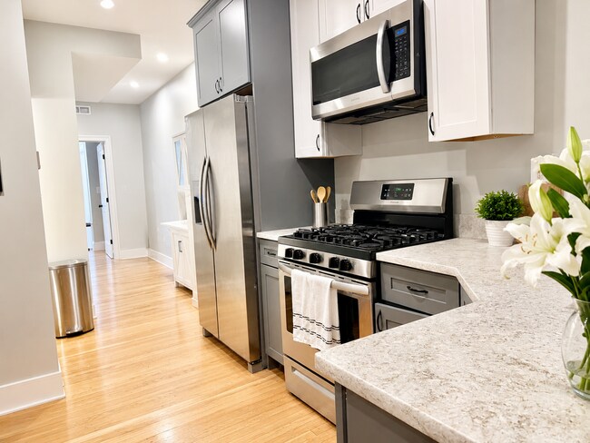 619 E 5th St Unit 1A