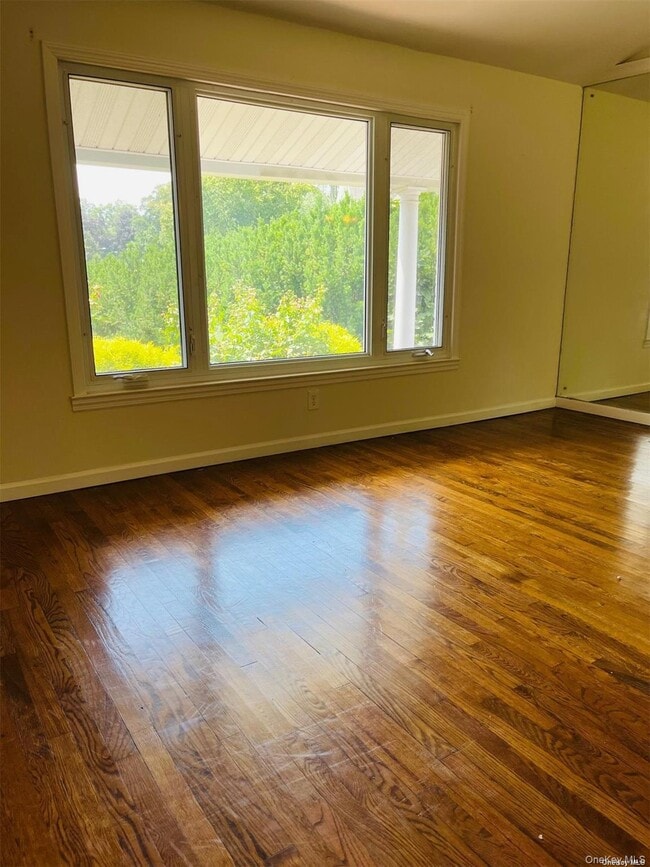 Photo - 40 Willets Dr