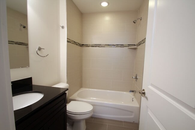 Photo - 1612 Ogden St Unit B - 1st. Floor