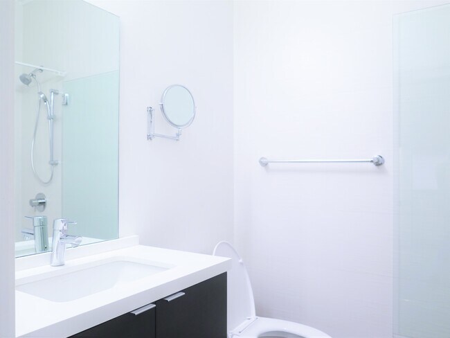 Photo - 237 Shipley St Unit 301