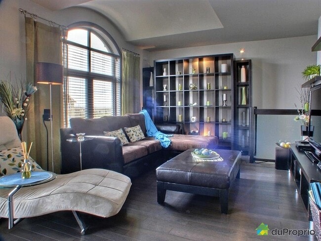 Photo - 934 Rue Normont Unit 934