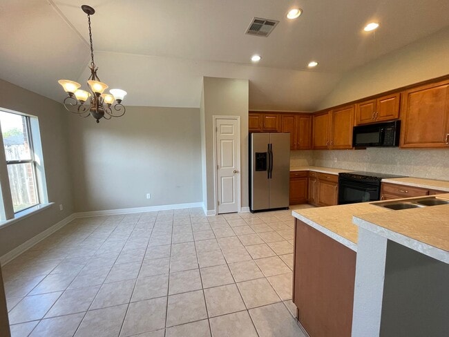 Photo - BELLE ROSE AT LEGACY! HURRY WONT LAST LONG!