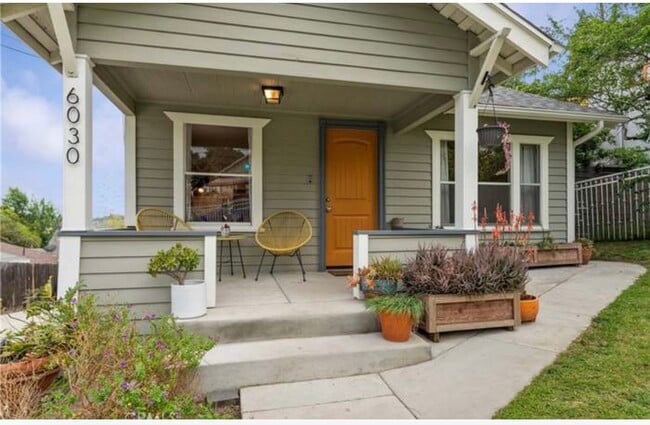 Photo - 6030 Crestwood Way House