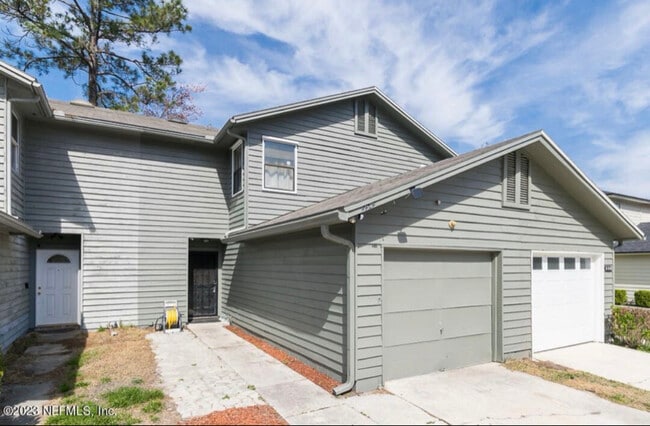 Photo - 5545 Bennington Dr