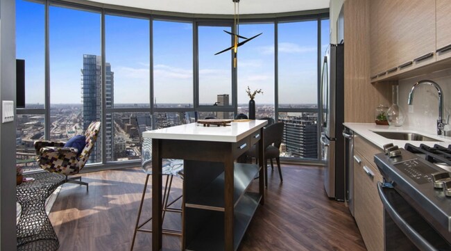 Photo - 902 W Madison St Unit 2114