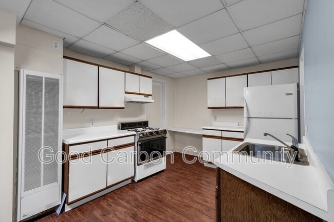 Building Photo - 1251 Hertel Ave Unit 2 Rental