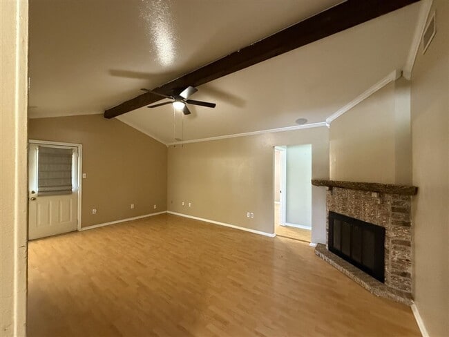 Photo - Beautiful 3 bedroom 2 bath home for lease ...