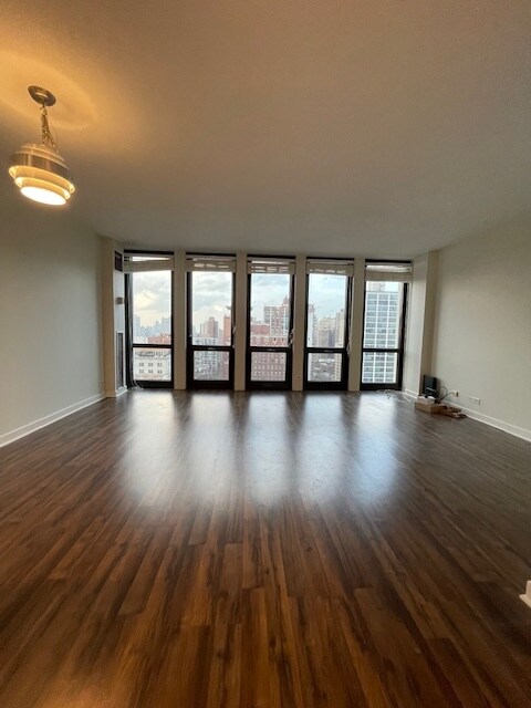 Photo - 1 E Scott St Unit 2212