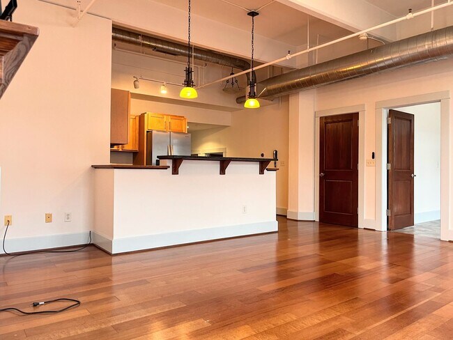 Photo - 210 Ellicott St Unit 1