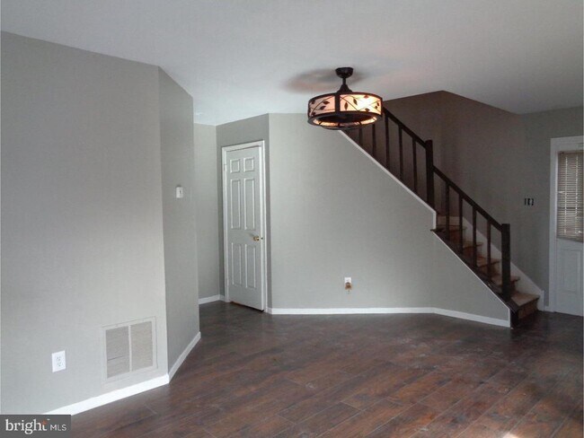 Photo - 101 Greenridge Cir