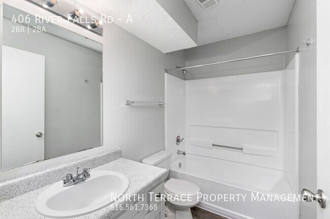 Photo - Newly Remodeled 2BR 2BA in Edwardsville Unidad A