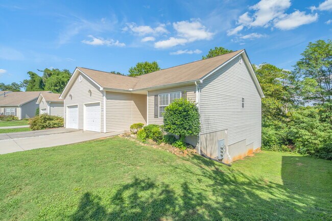 Photo - 1034 Brittany Deanne Ln