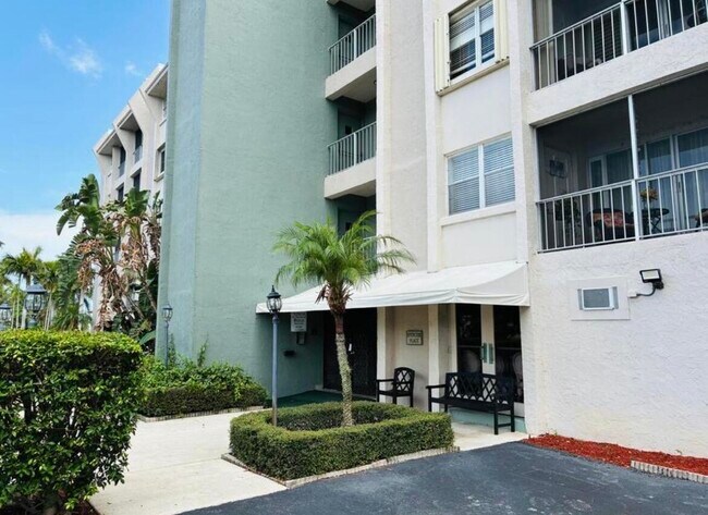 Photo - 505 Spencer Dr Unit 312