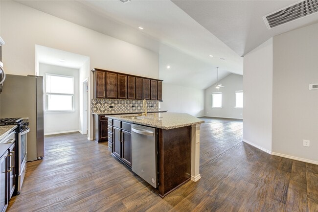 Photo - 20451 Green Mountain Dr