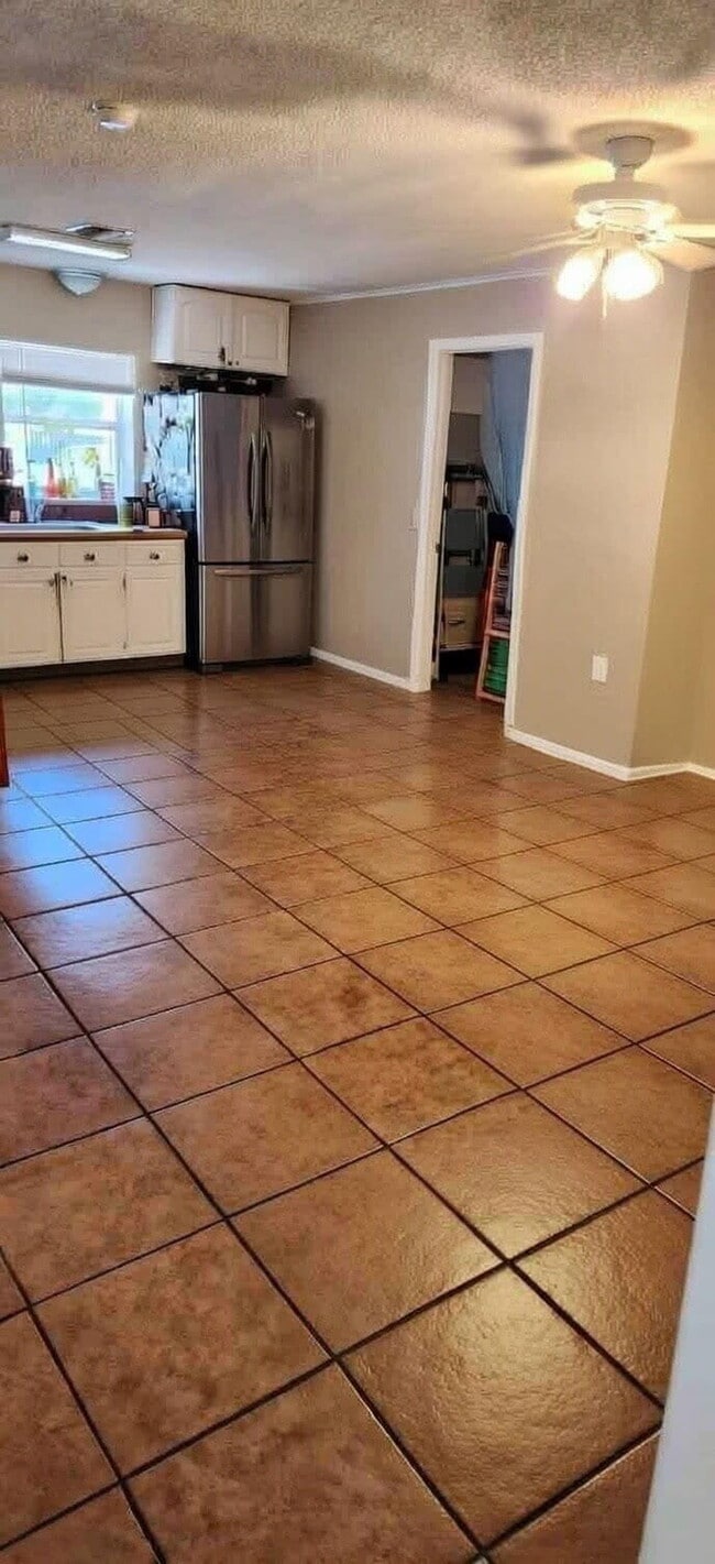 Photo - 221 Balboa St