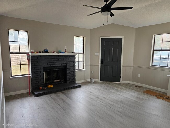 Building Photo - 102 North St