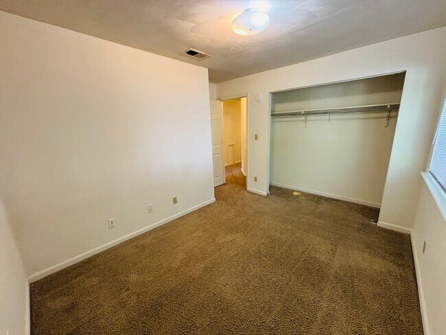 402C Berryfield Lane