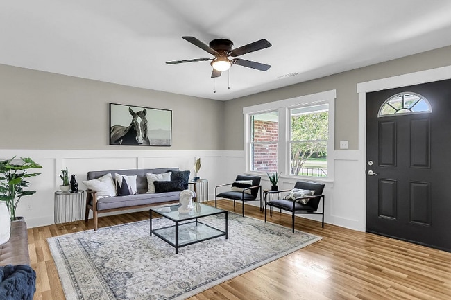 Photo - 6305 Lucille Dr