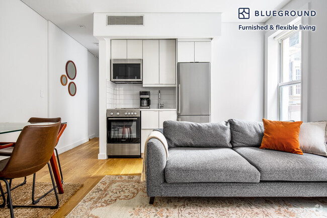 Building Photo - 146 Mulberry St Rental