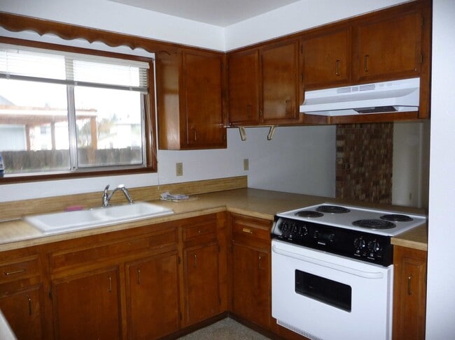 Photo - Single level home