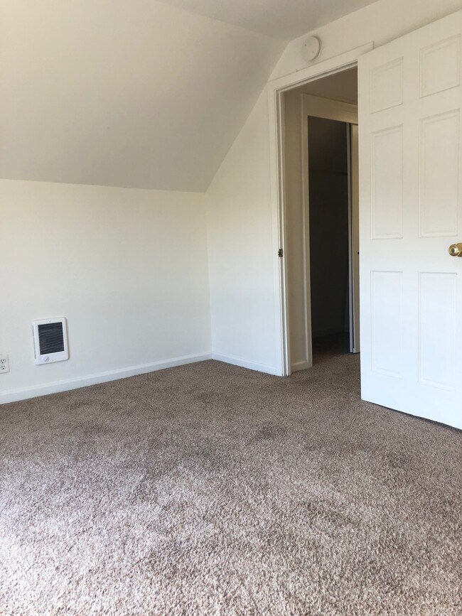 Photo - 1224 Naples St Unit Upper